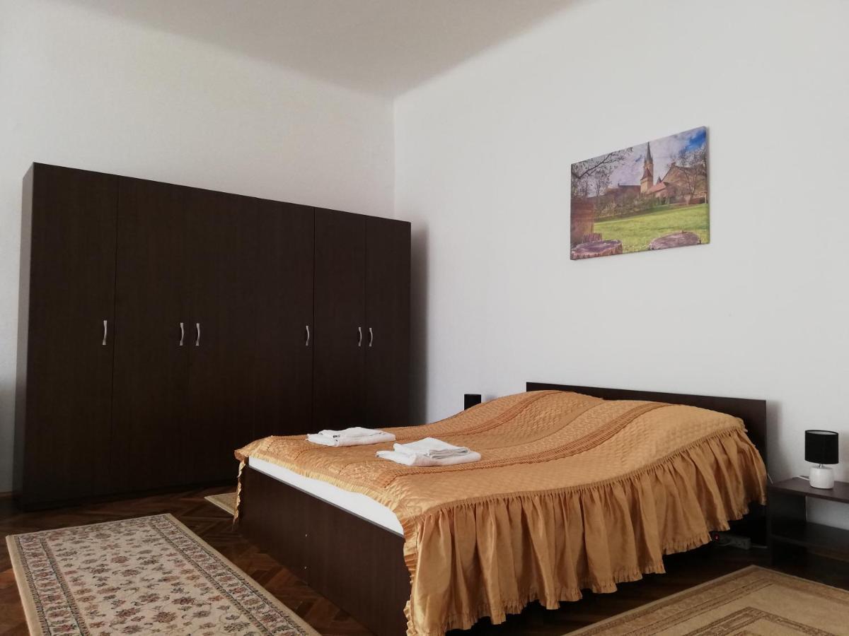 Ferdinand Apartments Mediaş Exteriér fotografie